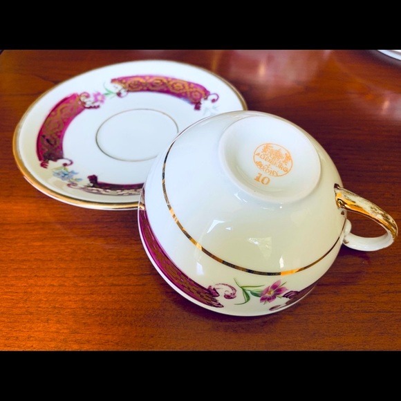 Vintage Gold Plated Fine Porcelain Tea / coffee cups saucers & serving set 17 Pc - Picture 7 of 16